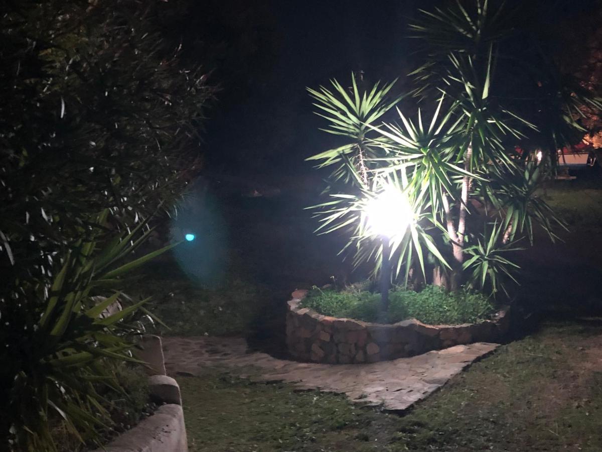 Sarrala Apartment แตร์เตนิอา ภายนอก รูปภาพ