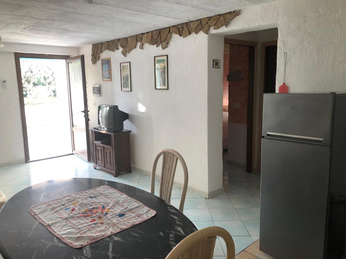 Sarrala Apartment แตร์เตนิอา ภายนอก รูปภาพ